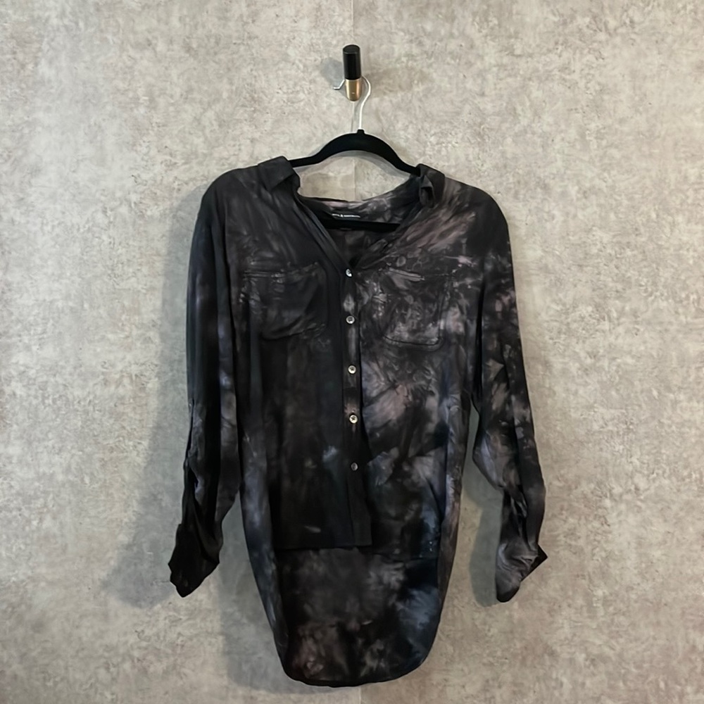 Rock & Republic Tie-Dye Black and White Button Up